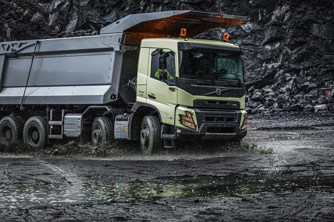 Volvo Fmx Un Camion Per La Cantieristica Robusto Volvo Trucks